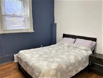 5 1/2 (3 bedrooms) for September ($2160/month) Fully Furnished Image# 2