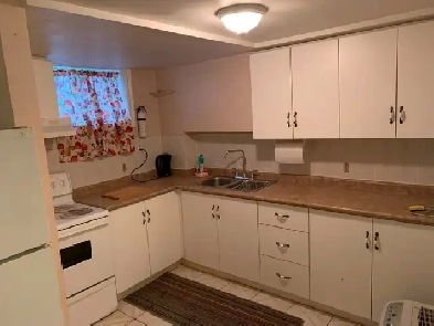 2 BEDROOMS FURNISHED WALKOUT BASEMENT FOR RENT Available  Jul 01 Image# 11