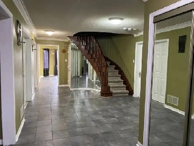 3BEDROOMS near AIRPORT/SANDALWOOD/BUS/GYM/GROCERIES/CAR PARKING Image# 9