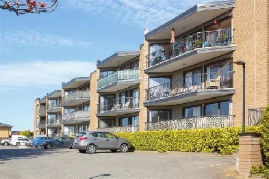 $2400 one-bedroom suite at 1870 McKenzie Avenue Image# 4