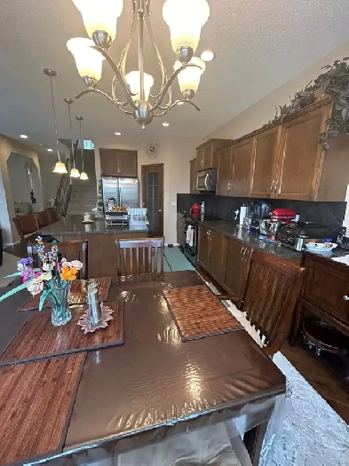 Beautiful House for Sale in Evergreen SW Calgary Alberta Image# 9