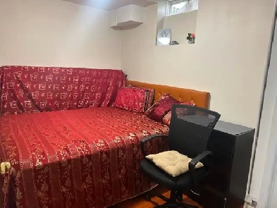 Basement for Rent AJAX - FEMALE ONLY Image# 3