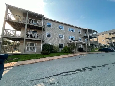 2 Bedroom, 1 Bath – $2,100/month   utilities Image# 4
