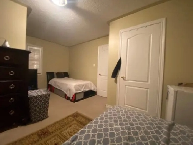2 rooms for rent in a spacious house Image# 2