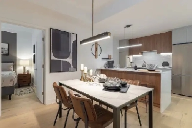 Luxury 2BR 2BA   Office – Metro Access, Amazing Views Image# 1