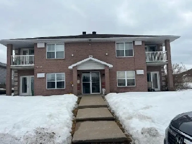 beautiful 2 bed 2 washroom fireplace apartment Image# 1