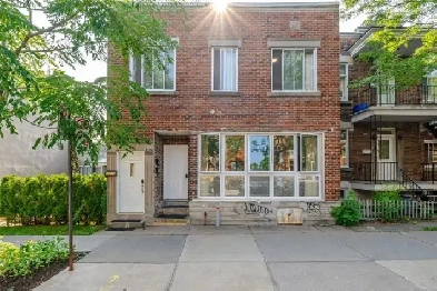 Bright 4 1/2 near Metro Monk AVAILABLE JULY 1st 2,200.00$/month Image# 6