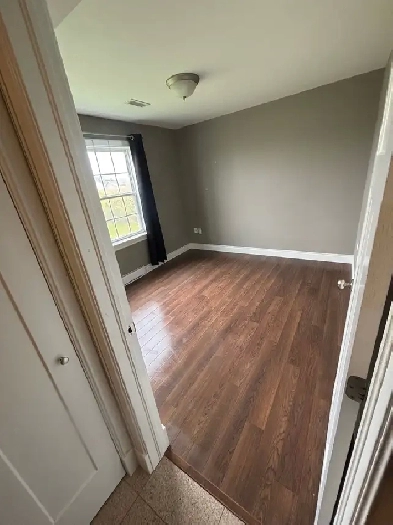 Private room for rent Image# 10