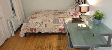 Chambre meublée – Furnished room (metro Monk) Image# 1