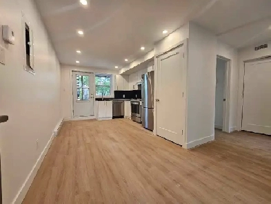 Beuatifull Brand new 5½ Ready to move in! Image# 8