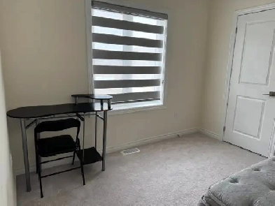 Rent ONE Bedroom with Bathroom in Townhouse at First Floor. Image# 7