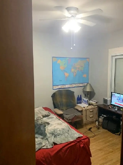 Chambre meublée à louer Image# 3