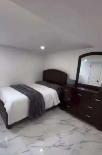 one bedroom private basement Image# 3