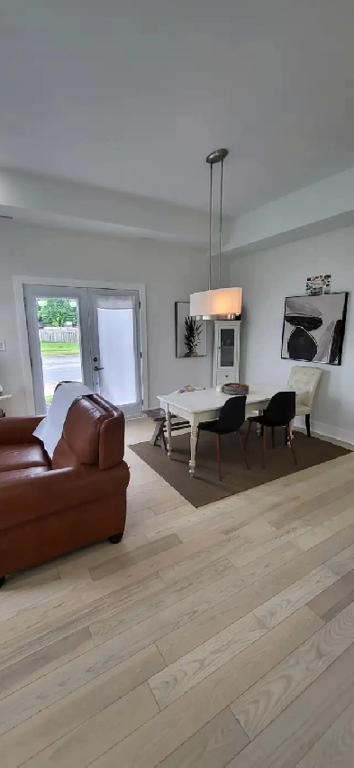 Beautiful 3 bedroom executive apartment Image# 1