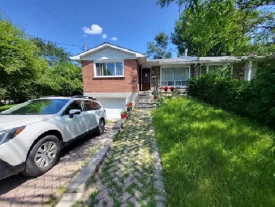 3 Beds 1 Bath House For Rent /Maison à Louer Image# 1