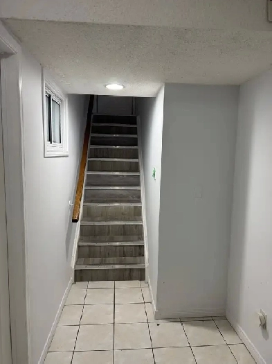BASEMENT FOR RENT 1 BEDROOM, McCowan Rd/Highglen Ave Markham Image# 5