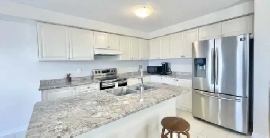 Beautiful 4 bedroom house in Caledonia Image# 1