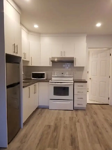 Ahuntsic, appart neuf, style condo près métro Sauvé Image# 10