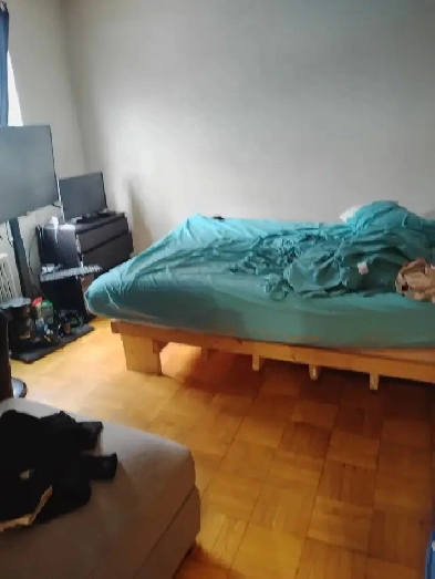 Room for rent keele and Wilson $1000/month Image# 2