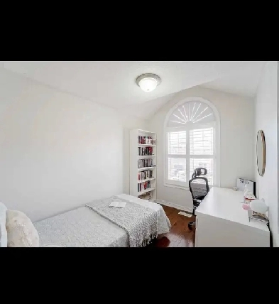 Private room for rent Image# 3