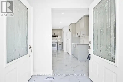 Three-bedroom house is available for rent in Oshawa. Image# 8