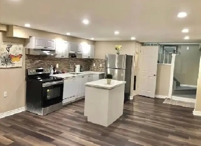2 Beds 1 Bath Apartment Image# 1