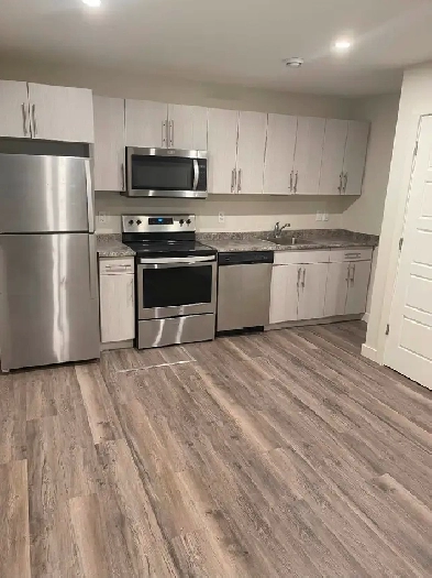 One Bedroom Suite – Harbour Landing – July 1 Image# 1