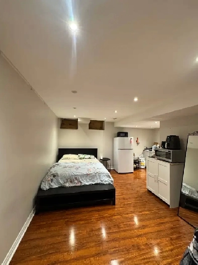 A clean basement to rent in Brampton - June 1 Rent $1275 Image# 1