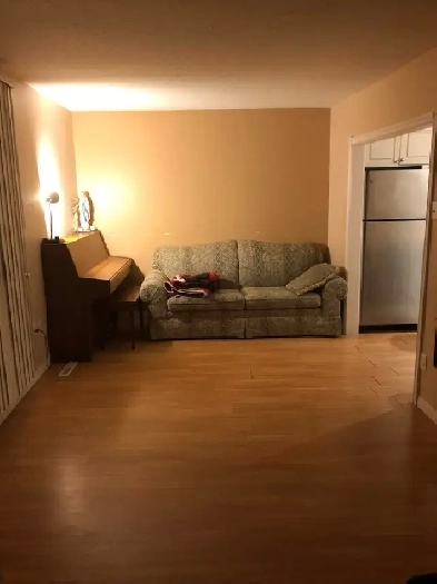 Room for Rent - CAMROSE Image# 1