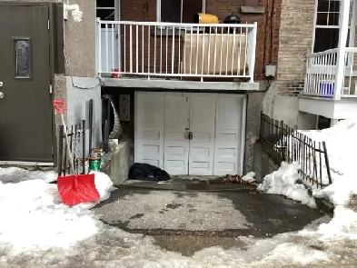 Storage space/ Garage available Image# 1