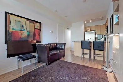 Bachelor for lease in Yorkville Image# 6
