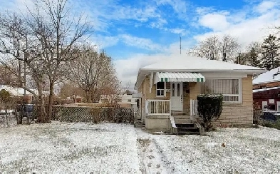 Rooms for Rent–All Utilities & WiFi Included, parking available! Image# 9