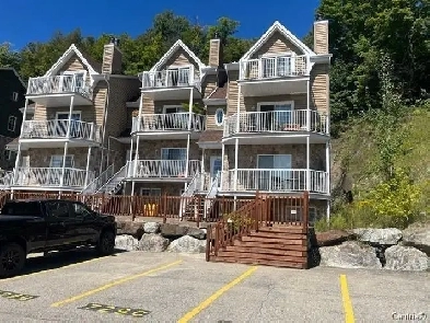 Condo meublé 5 1/2 vue sur les  pentes  à St-Sauveur  à louer Image# 7