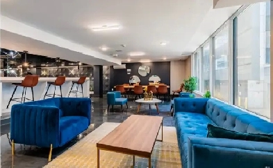 Spacious 1-Bedroom Apartment in the Heart of Downtown Montreal Image# 1