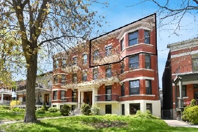 APPARTEMEN À LOUER - OUTREMONT   3 chambres  2 salles de bain Image# 13