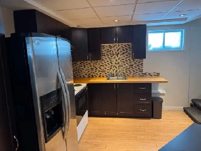 Studio for Rent/A louer Image# 1