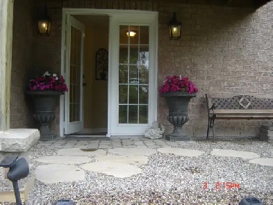 2 Bedroom Walkout Basement (All Utilities included) Image# 4