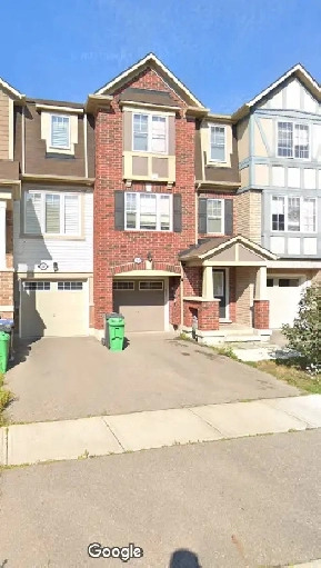 3 1 bed, 4 bath Carpet Free Townhome near GO in Brampton Image# 9