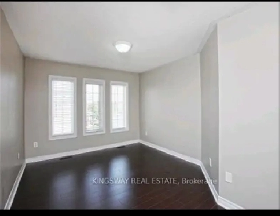 Room for Rent in Semi-Detached Home – (410 & Bovaird) Image# 1