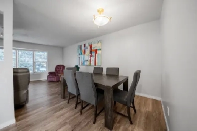 Fully furnished main floor Image# 15