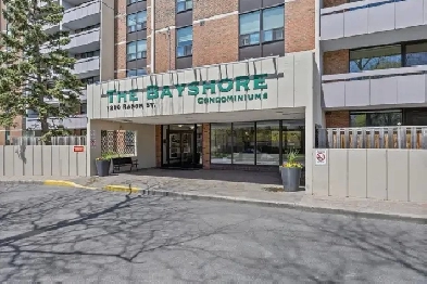 AWESOME, 3 BEDROOM CONDO  FOR SALE!  $539900 Image# 7