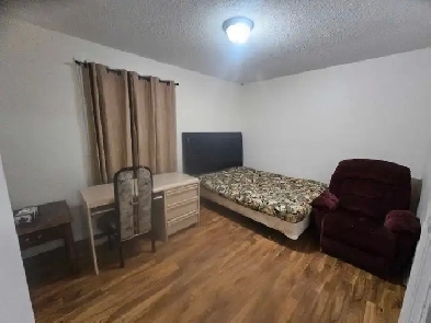 650 RENT 88FURNISHED ROOM WALKING DISTANCE CARLETON UNIVERSITY Image# 1
