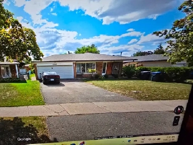 4-bedroom two bathroom for rent in Oshawa Image# 1