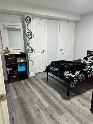 SHARED FURNISHED ROOM (FEMALES ONLY) Image# 1