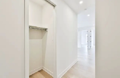 Bel appartement lumineux 5 1/2 à 2 min de la plage major Image# 12