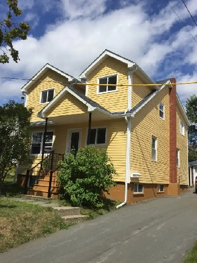 PET OK,2 BDRMS 2 BATH, FULLY RENO, 6 APPLS SOUND PROOF, WEST END Image# 6