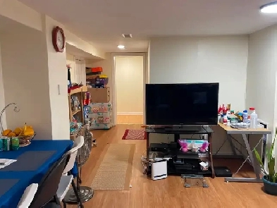 3 BEDROOM APARTMENT FOR RENT (Wilson/bathurst) Image# 4