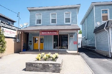 1 BDRM APT FOR LEASE Downtown Belleville $1500 ALL IN Image# 2