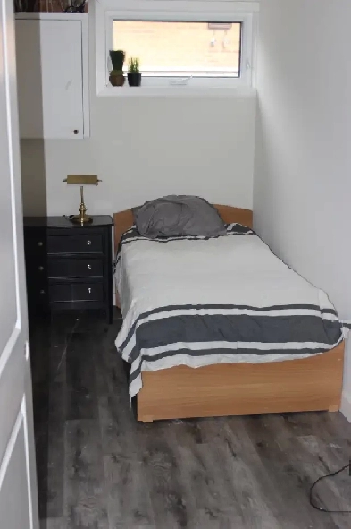 THE GUILD ROOM 4RENT Available NOW Image# 1