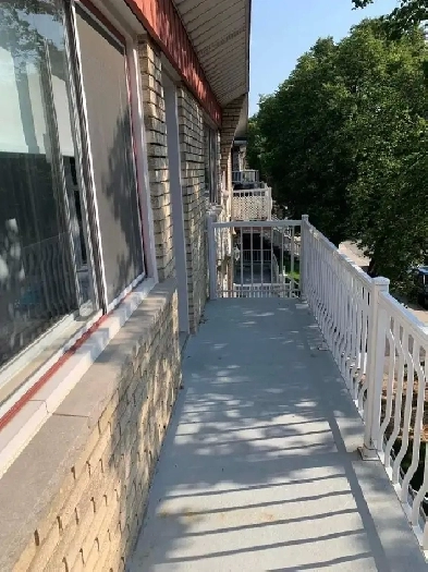 51/2 a louer Image# 1